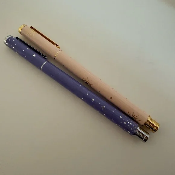 Archer & Olive silver and gold gel pens from Wondrous Skies sub box - Picture 2 of 2